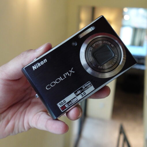 Nikon Coolpix S610 - Tình trạng 95%