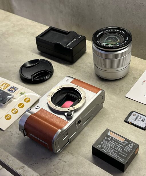 Fujifilm X-A5 kèm KIT 16-50 màu nâu likenew