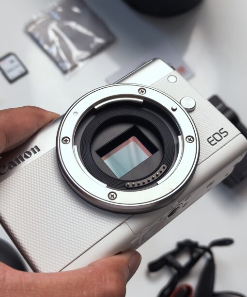 Canon M100 màu trắng kèm kit