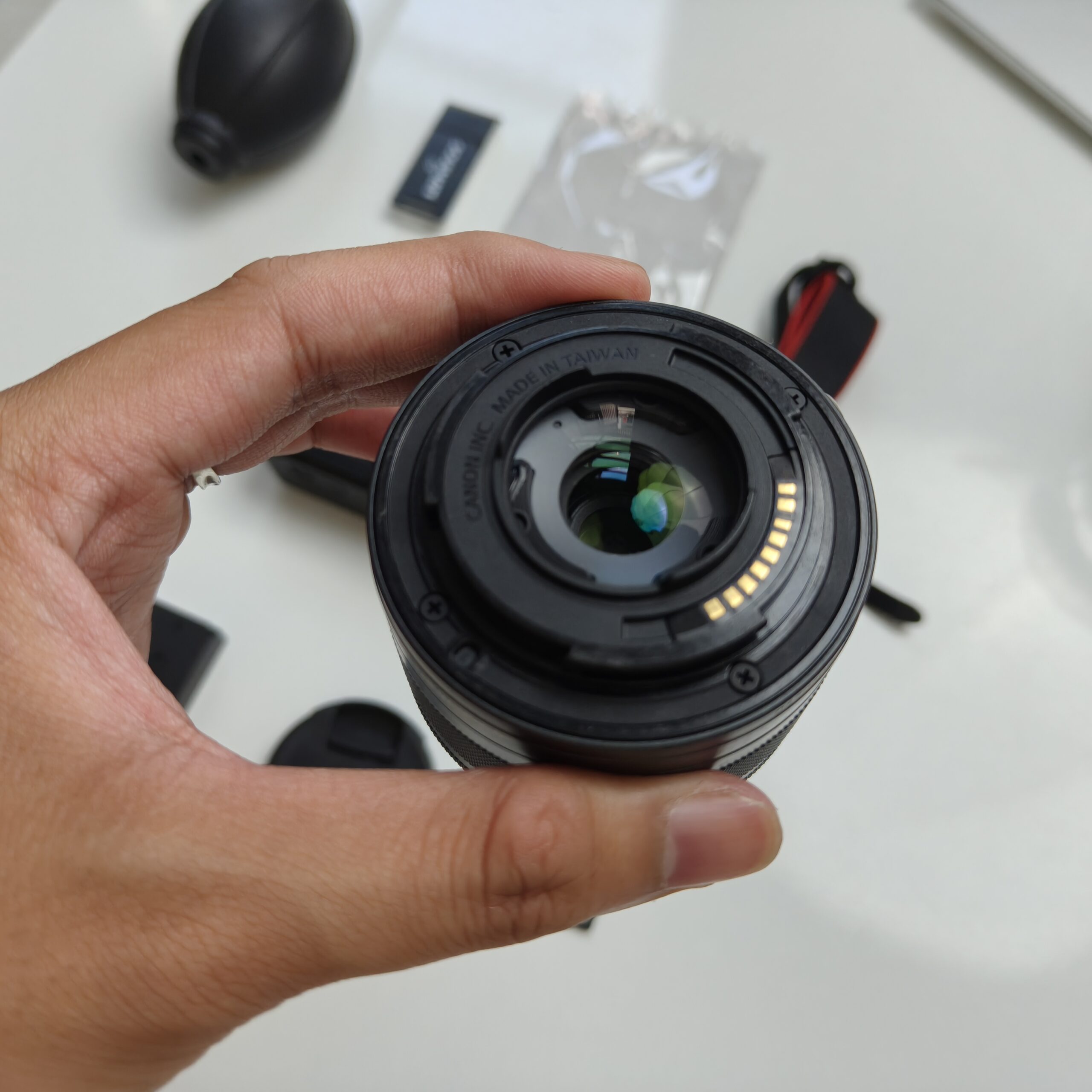 Canon M10 đen, kèm bộ quà tặng - Ảnh 8