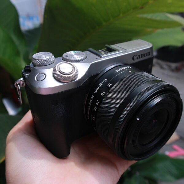 Canon M6 cũ kèm KIT tại TPHCM