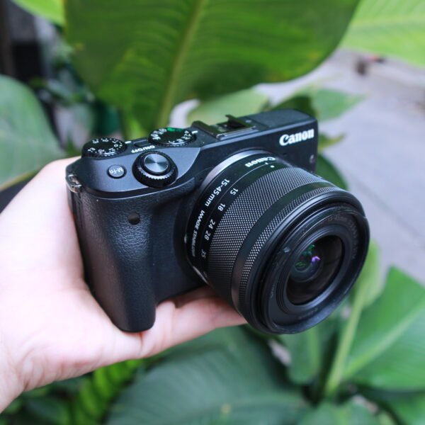 Canon M3 kèm KIT màu đen cũ
